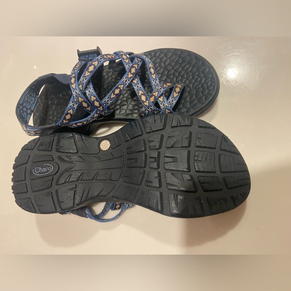 Chaco’s - Picture 2 of 3